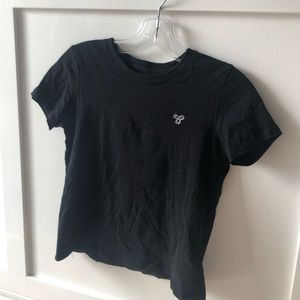 Aritzia TNA T-shirt size xs
